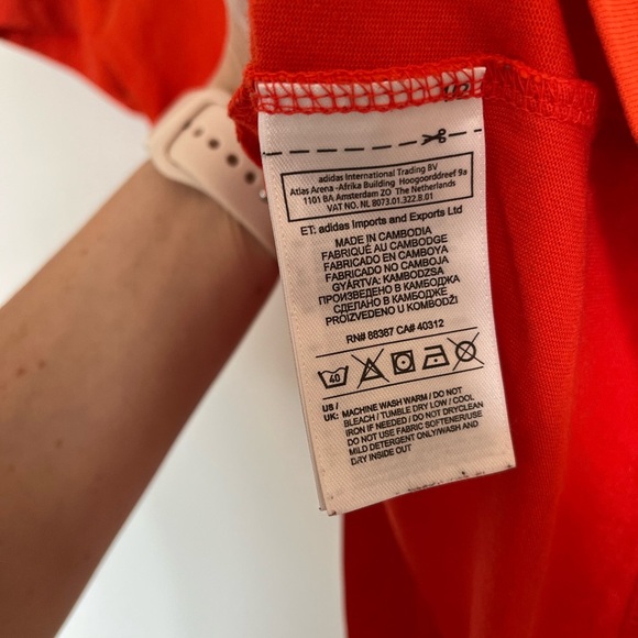 Adidas m Short Sleeve Tee size small - Picture 4 of 5